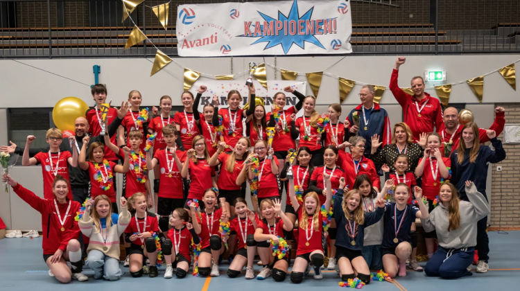 Vier kampioenen in één seizoen bij Avanti Volleybal