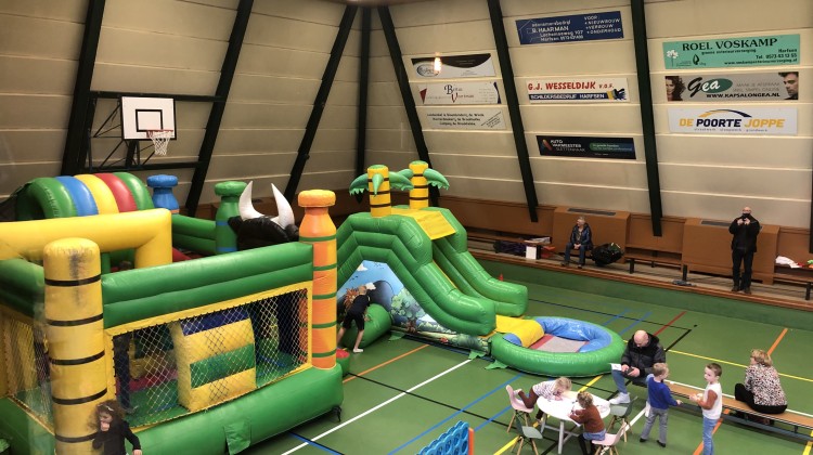 Springkussen festijn Harfsen groot succes