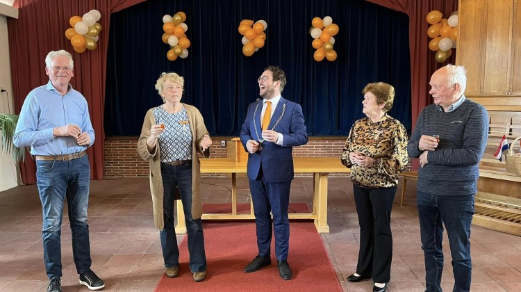 Ageeth Veeneman-Tuitert en Nel Oolman uit Harfsen