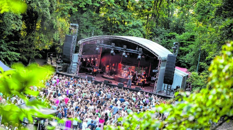 Welke band grijpt de laatste plek op het  Windstreken Festival?