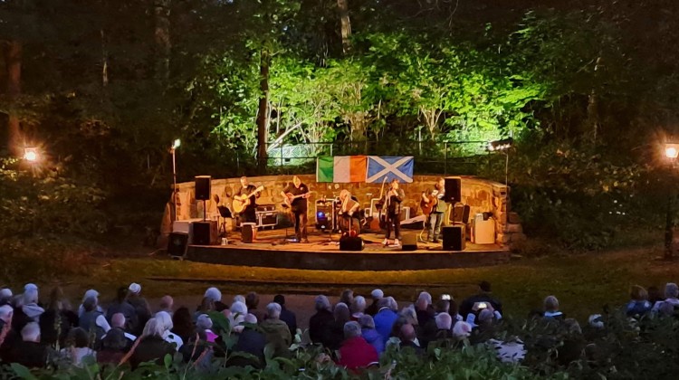 Ierse klanken en whisky in het Openluchttheater Gorssel