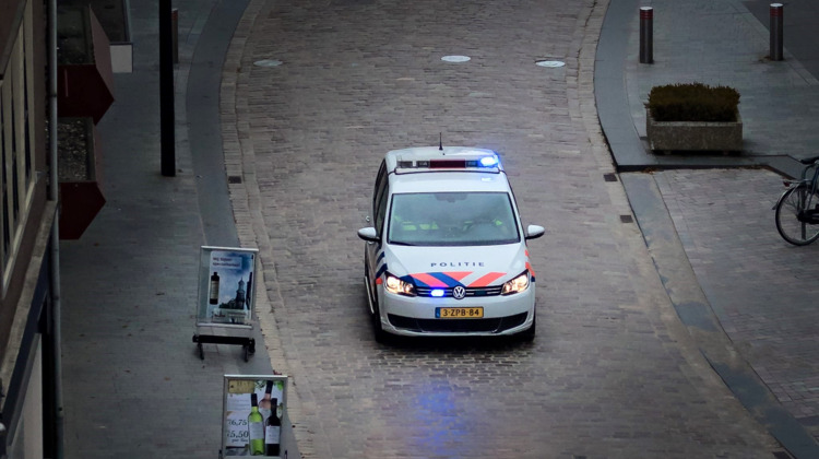 Politie zoekt getuigen mishandeling Pelikaanstraat