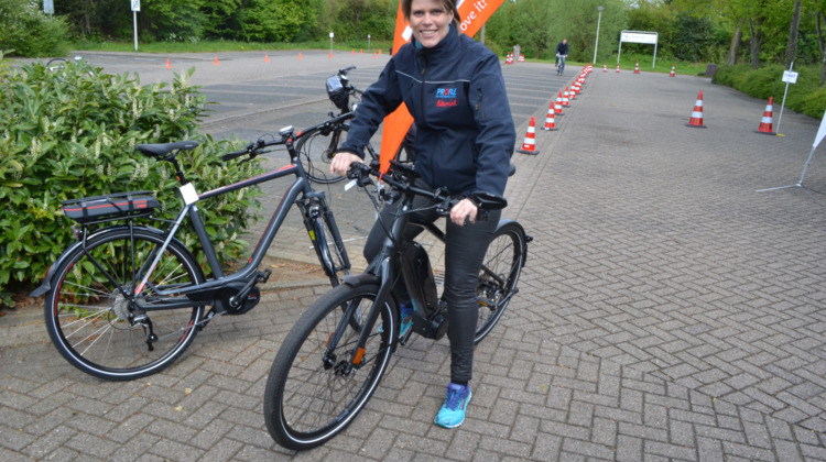 E-bikes steeds populairder, ook voor jongeren