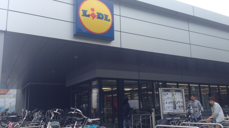 Werknemers Lidl Zutphen luiden noodklok door intimidatie en werkdruk: Klanten schrikken 