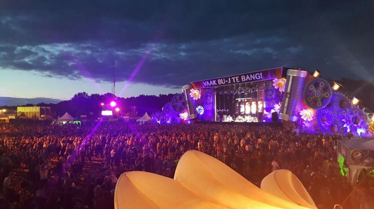 Zwarte Cross helemaal uitverkocht: 220.000 mensen bezoeken het festival