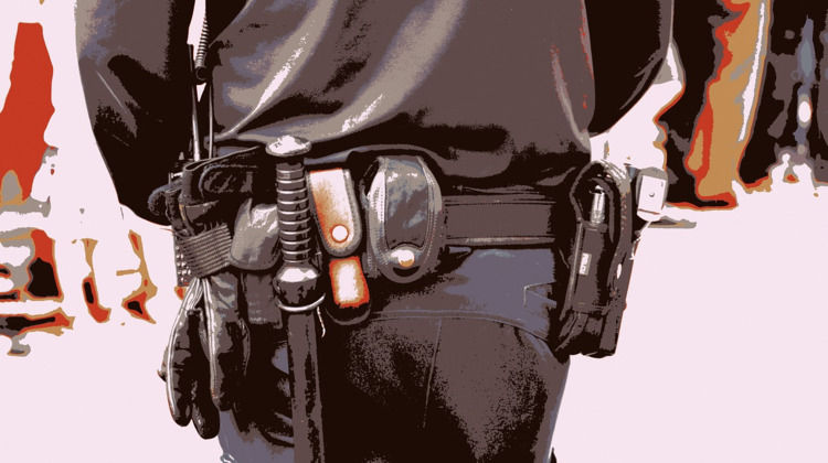 'Agent trok vrienden en dates na in politiesysteem'