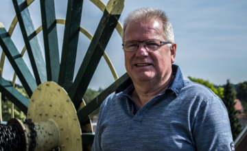 Joop Hekkelman brengt nieuwe columnbundel uit