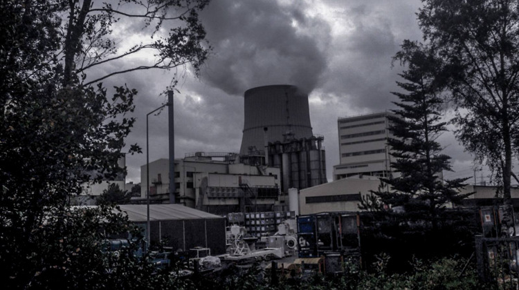 Een kerncentrale vlak over de grens in Duitsland. | LGLD