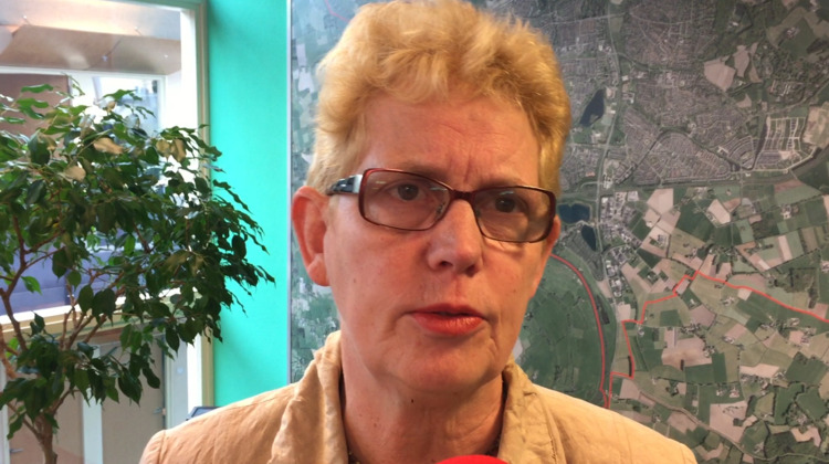 Wethouder Coby Pennings houdt radiostilte over IJsselslag richting media