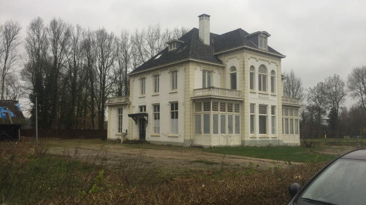 Warnsveldse villa in handen van frauduleuze Rotterdammer