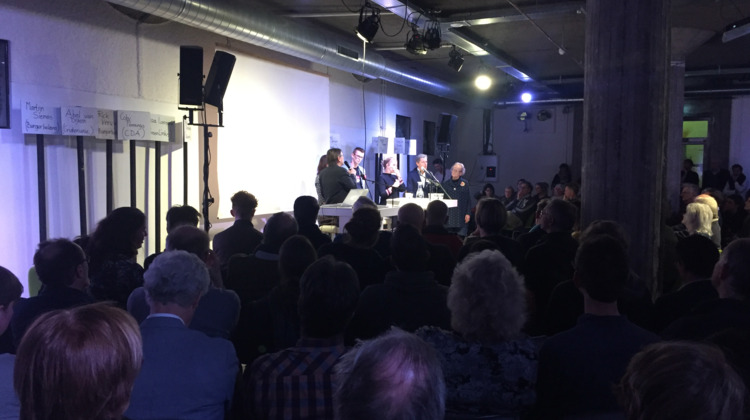 Bekijk het Groot Zutphens Verkiezingsdebat terug