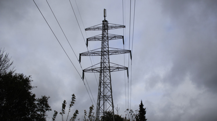 Raad unaniem voor onderzoek naar hoogspanning ondergronds