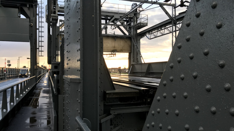 Denk eraan: de Oude IJsselbrug is  afgesloten